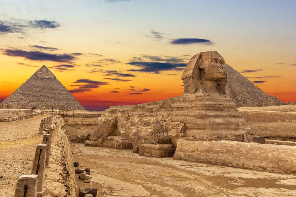 طرق حجز طيران وفنادق مصر 2025